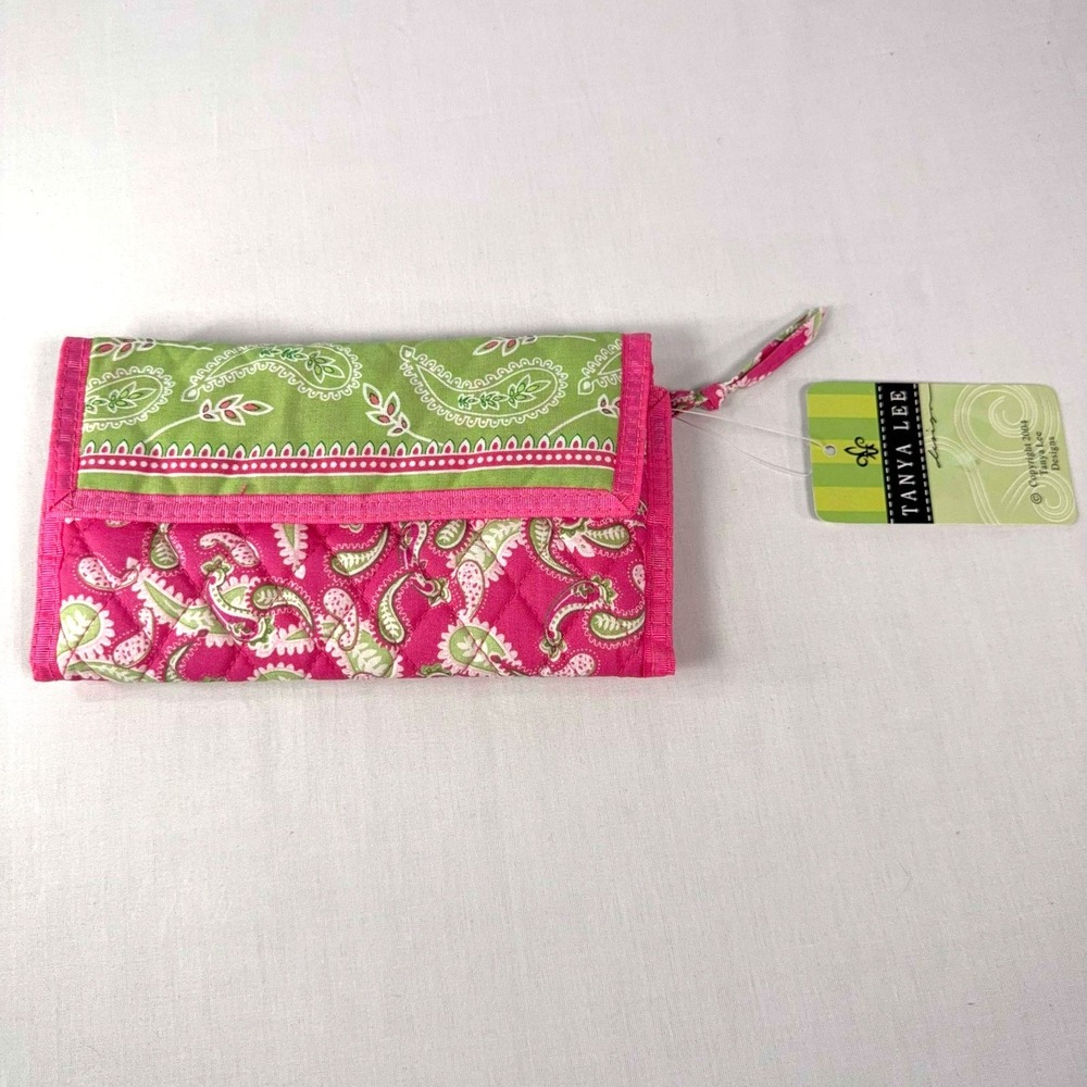 Tanya Lee Quilted Trifold Wallet NWT Pink Green Paisley Snap Closure Organizer